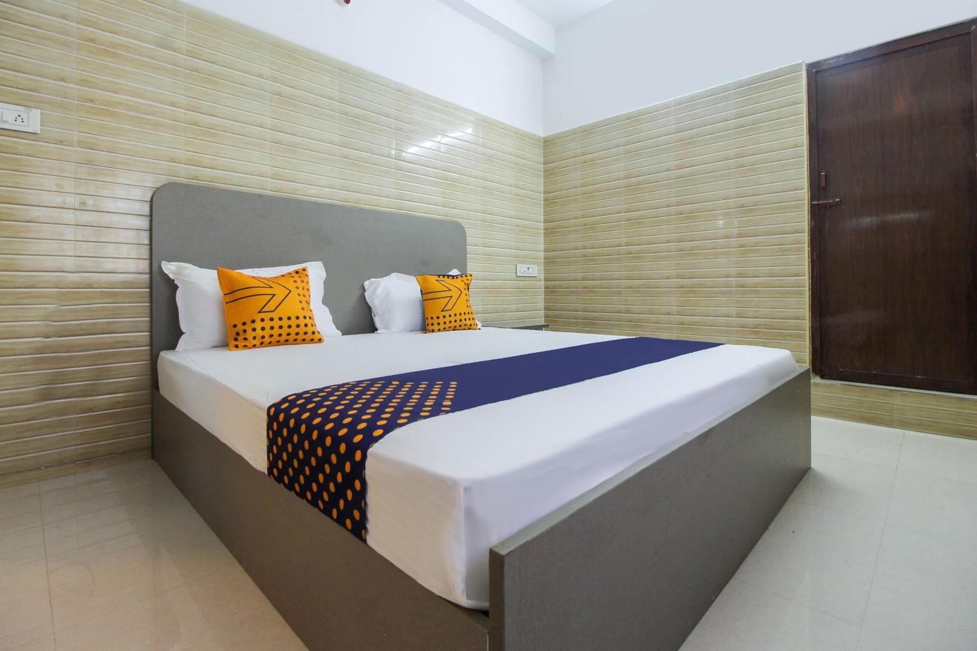 Hotel O Jp Residency Singapperumalkovil Buitenkant foto
